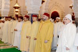 Image du Maroc Professionnelle de  Sa Majesté le Roi Mohammed VI, Amir Al Mouminine, préside à Rabat une veillée religieuse en commémoration de Laylat Al-Qadr du mois sacré de Ramadan 1439", le 11 Juin 2018. (Photo/ SPPR) via Jalilbounhar.com 